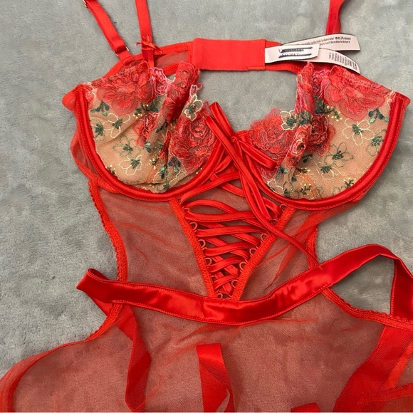 New! Victoria’s Secret Wicked Unlined Floral Embroidery Apron teddy 4297 - Picture 6 of 9